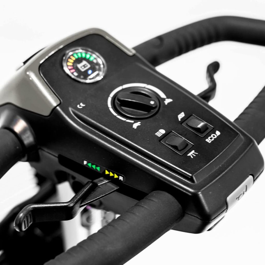 Pride Revo 2.0 3-Wheel Mobility Scooter with Ext Warranty (Blue) Pride Revo 2.0 3-Wheel Mobility Scooter with Ext Warranty (Blue)